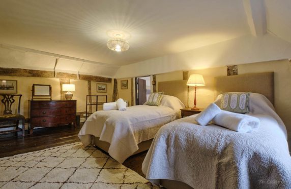 Gables twin bedroom